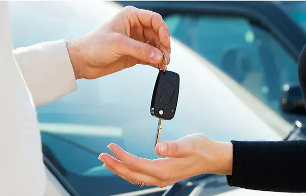 Платформа Оренди Нерухомості та Авто